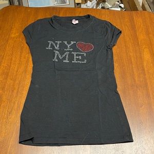 Black women’s t-shirt with NY loves me on the front